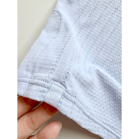 LULULEMON Train To Be Blue Linen Mesh Cropped Muscle Tank, Size 6 - Picture 14 of 15
